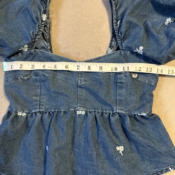 Sim & Sam Denim Puff Sleeve Top Medium Crop Boho Babydoll Western Festival Y2K - Picture 3 of 7